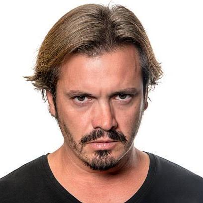 Reymundo Thiel